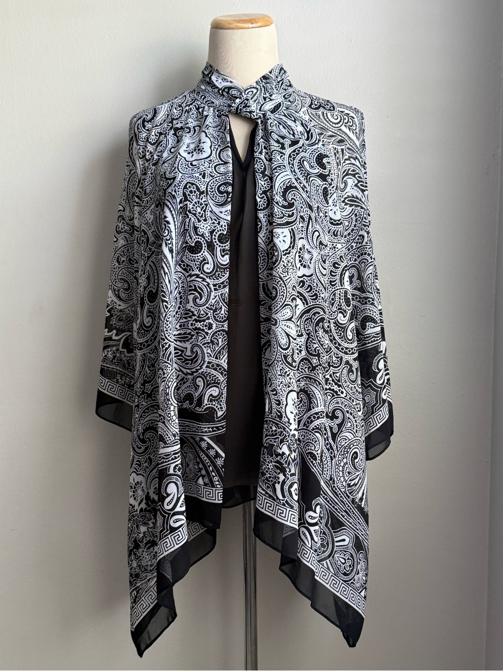 Chico's Black Label Paisley Twist Neck Cold Shoulder Layered SharkBite Top